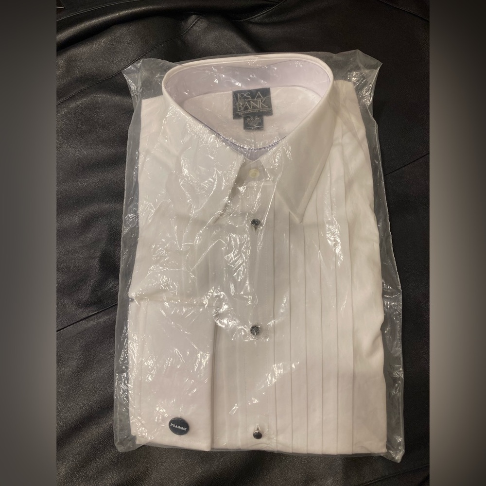 Tux shirt by Jos. A Bank 15 1/2 x 35